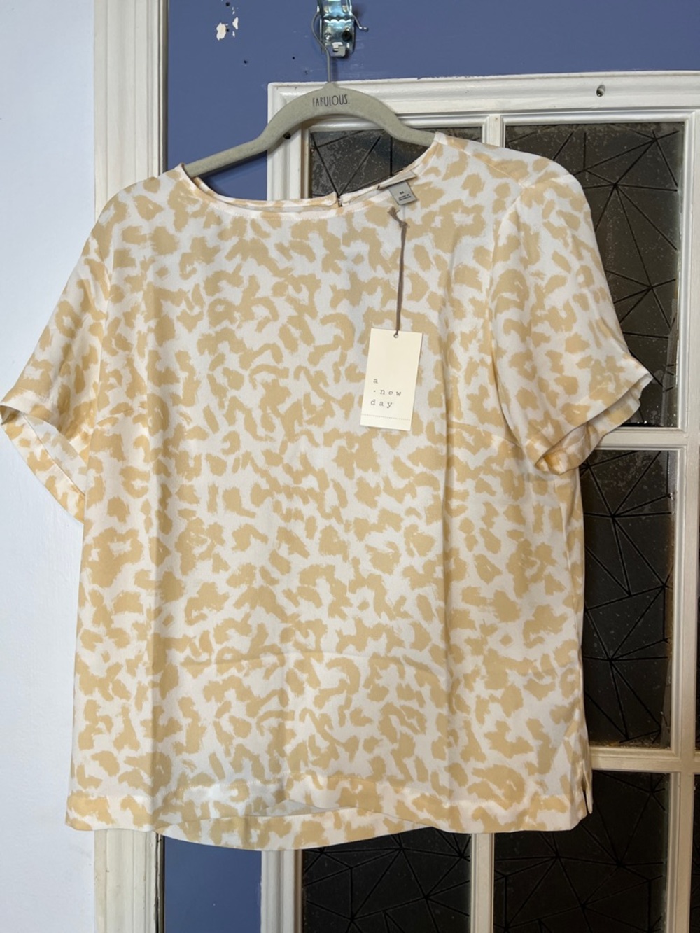 a new day Short Sleeve Printed Blouse in Cream and White NWT